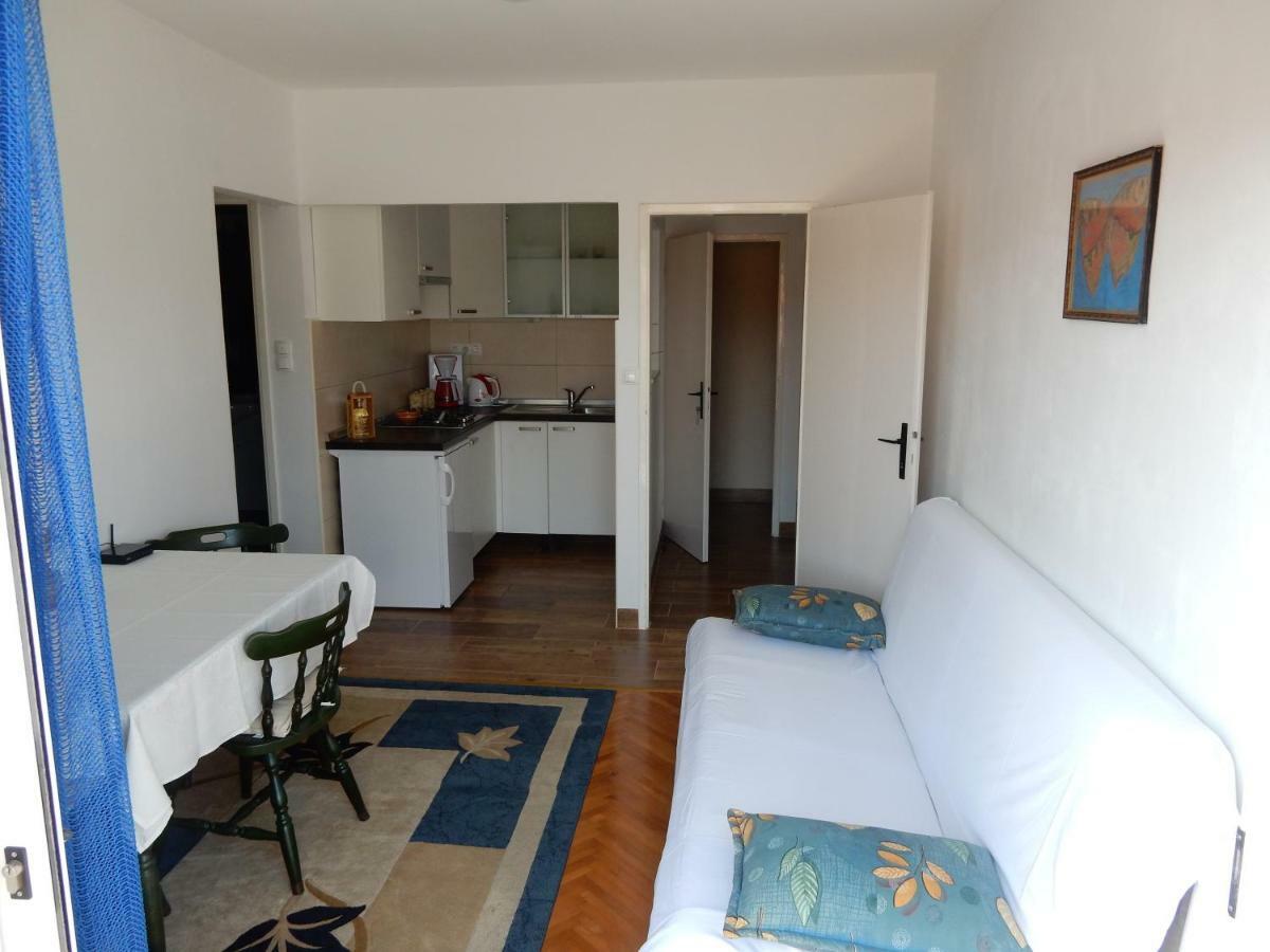 Apartments Indira Lovište Esterno foto